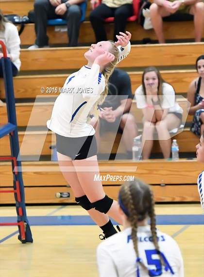 Thumbnail 1 in Fountain Hills vs. Valley Christian (AIA D3 Semifinal) photogallery.