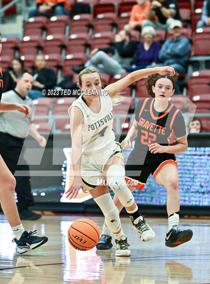 Thumbnail 1 in Gravette vs Pottsville (AAA 4A-North Regional first round) photogallery.