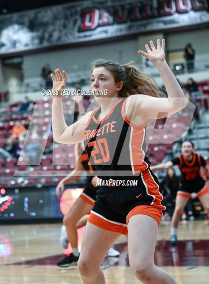 Thumbnail 3 in Gravette vs Pottsville (AAA 4A-North Regional first round) photogallery.