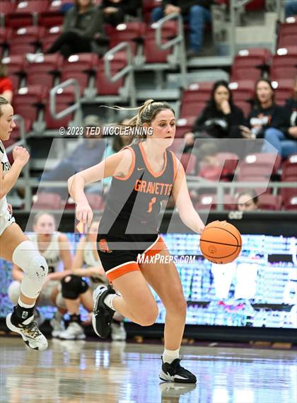 Thumbnail 1 in Gravette vs Pottsville (AAA 4A-North Regional first round) photogallery.