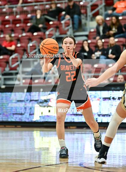 Thumbnail 3 in Gravette vs Pottsville (AAA 4A-North Regional first round) photogallery.