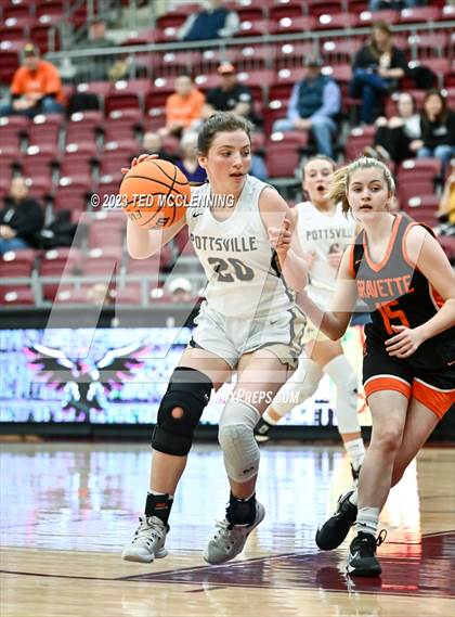 Thumbnail 1 in Gravette vs Pottsville (AAA 4A-North Regional first round) photogallery.