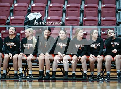 Thumbnail 2 in Gravette vs Pottsville (AAA 4A-North Regional first round) photogallery.