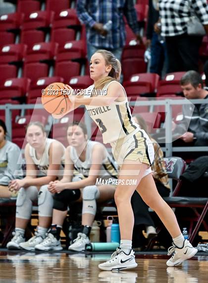 Thumbnail 3 in Gravette vs Pottsville (AAA 4A-North Regional first round) photogallery.