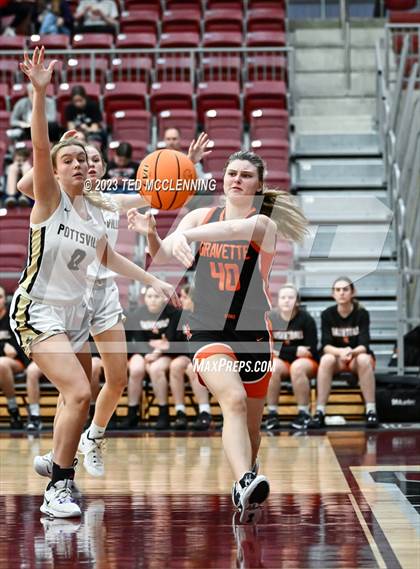 Thumbnail 3 in Gravette vs Pottsville (AAA 4A-North Regional first round) photogallery.