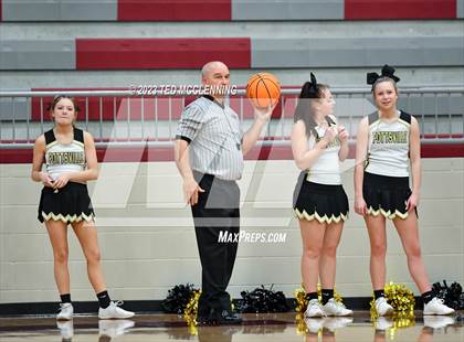 Thumbnail 1 in Gravette vs Pottsville (AAA 4A-North Regional first round) photogallery.