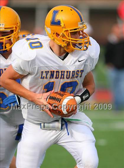 Thumbnail 1 in Lyndhurst @ Becton photogallery.