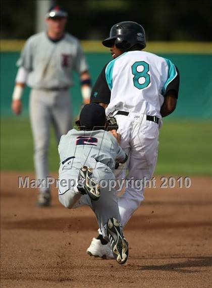 Thumbnail 2 in  Sheldon vs Liberty (Fresno Easter Classic) photogallery.
