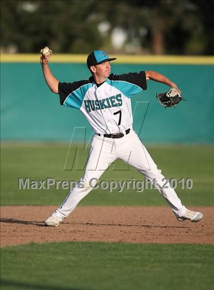 Thumbnail 2 in  Sheldon vs Liberty (Fresno Easter Classic) photogallery.