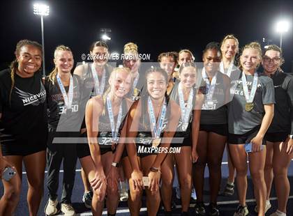 Thumbnail 1 in FHSAA 4A Final (Awards) photogallery.