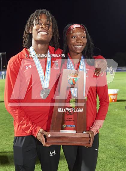 Thumbnail 1 in FHSAA 4A Final (Awards) photogallery.