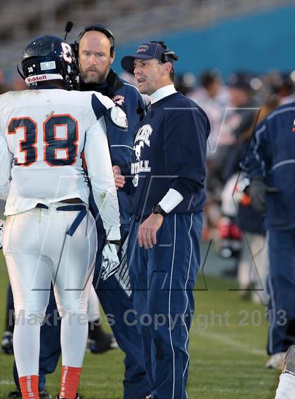 Thumbnail 3 in Sachse vs. Skyline (UIL 5A Area Playoff) photogallery.