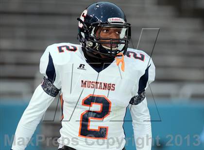 Thumbnail 2 in Sachse vs. Skyline (UIL 5A Area Playoff) photogallery.