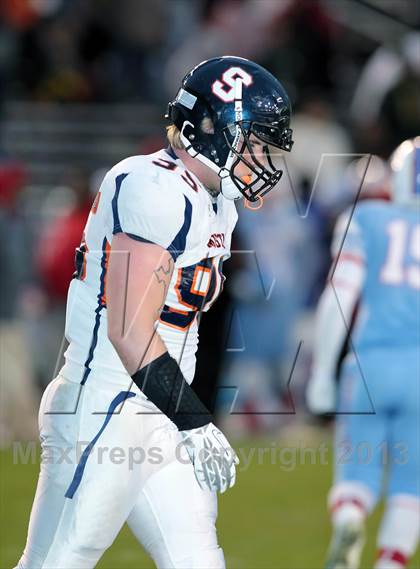 Thumbnail 2 in Sachse vs. Skyline (UIL 5A Area Playoff) photogallery.
