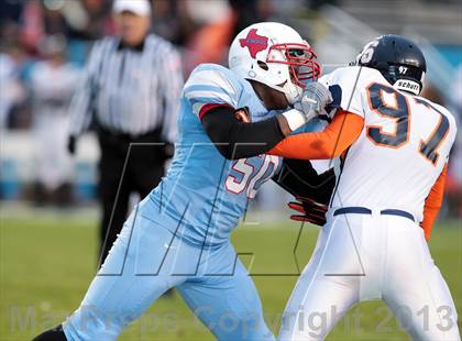 Thumbnail 2 in Sachse vs. Skyline (UIL 5A Area Playoff) photogallery.