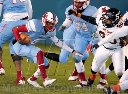 Thumbnail 2 in Sachse vs. Skyline (UIL 5A Area Playoff) photogallery.