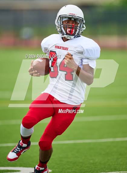 Thumbnail 2 in Porter vs Galena Park (B Team) photogallery.