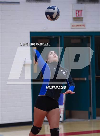 Thumbnail 3 in Fountain Hills vs Northwest Christian (AIA D3 Championship) photogallery.