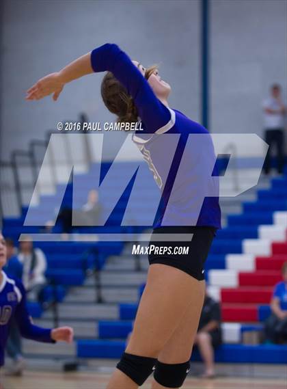 Thumbnail 1 in Fountain Hills vs Northwest Christian (AIA D3 Championship) photogallery.