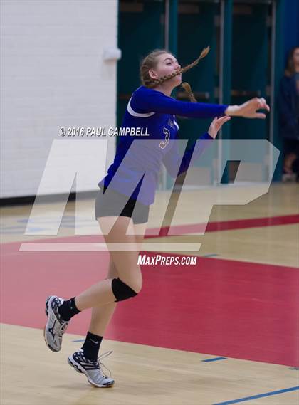 Thumbnail 1 in Fountain Hills vs Northwest Christian (AIA D3 Championship) photogallery.