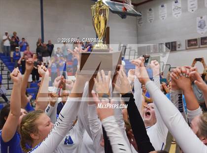 Thumbnail 2 in Fountain Hills vs Northwest Christian (AIA D3 Championship) photogallery.