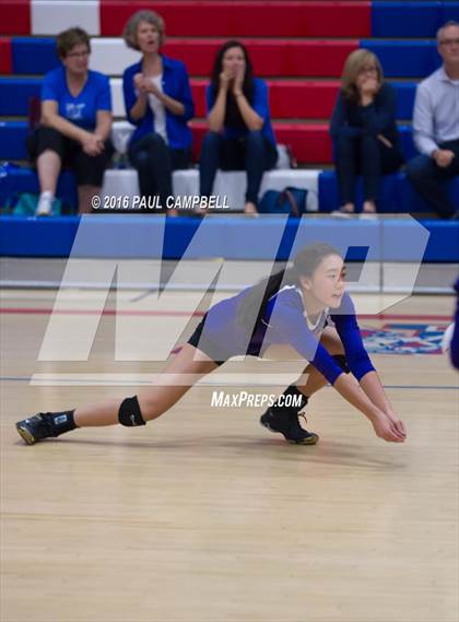 Thumbnail 1 in Fountain Hills vs Northwest Christian (AIA D3 Championship) photogallery.