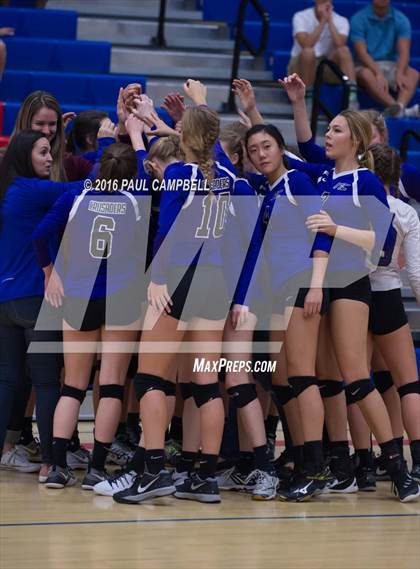 Thumbnail 3 in Fountain Hills vs Northwest Christian (AIA D3 Championship) photogallery.