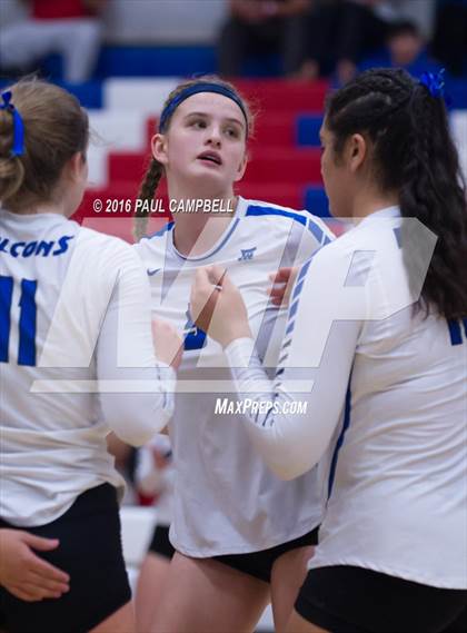 Thumbnail 1 in Fountain Hills vs Northwest Christian (AIA D3 Championship) photogallery.