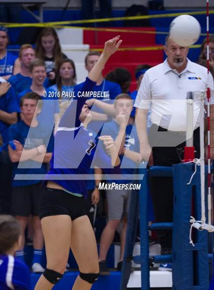Thumbnail 2 in Fountain Hills vs Northwest Christian (AIA D3 Championship) photogallery.