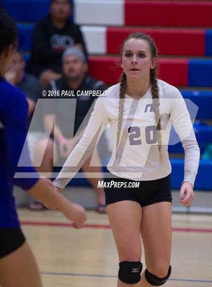 Thumbnail 1 in Fountain Hills vs Northwest Christian (AIA D3 Championship) photogallery.