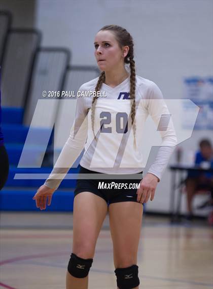 Thumbnail 1 in Fountain Hills vs Northwest Christian (AIA D3 Championship) photogallery.