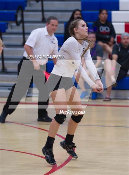 Thumbnail 1 in Fountain Hills vs Northwest Christian (AIA D3 Championship) photogallery.