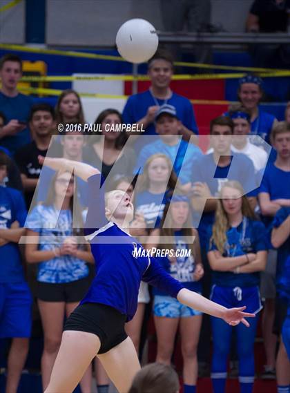Thumbnail 1 in Fountain Hills vs Northwest Christian (AIA D3 Championship) photogallery.