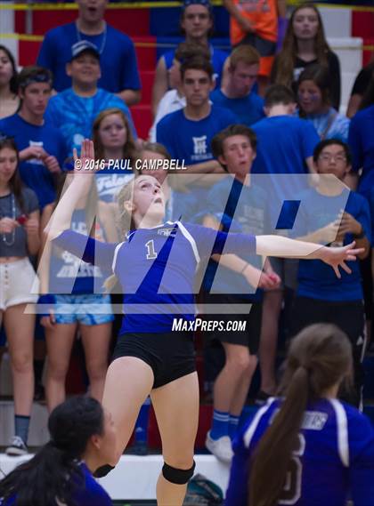 Thumbnail 3 in Fountain Hills vs Northwest Christian (AIA D3 Championship) photogallery.