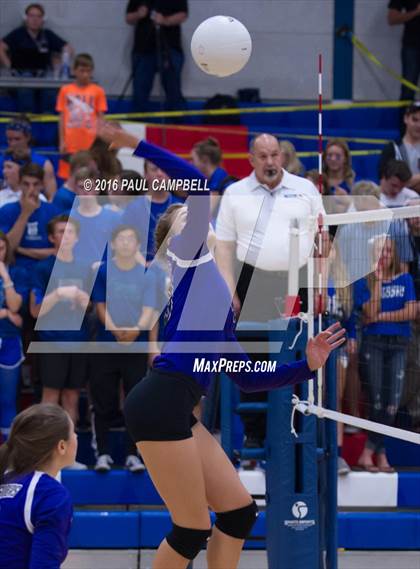 Thumbnail 1 in Fountain Hills vs Northwest Christian (AIA D3 Championship) photogallery.