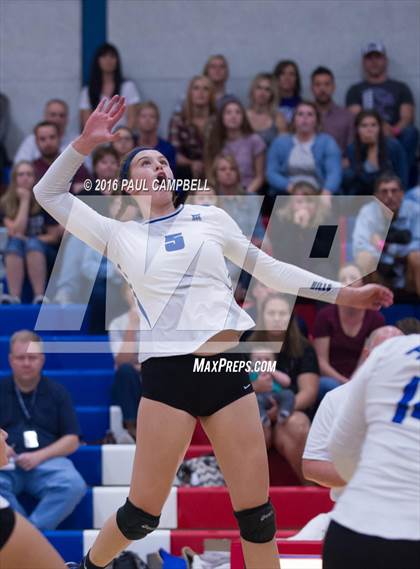 Thumbnail 3 in Fountain Hills vs Northwest Christian (AIA D3 Championship) photogallery.
