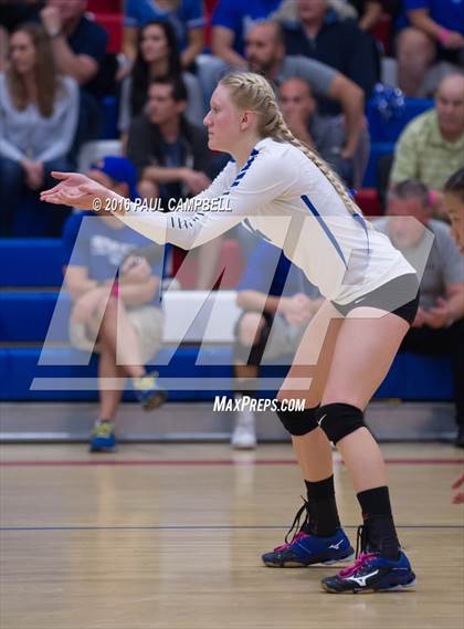 Thumbnail 2 in Fountain Hills vs Northwest Christian (AIA D3 Championship) photogallery.