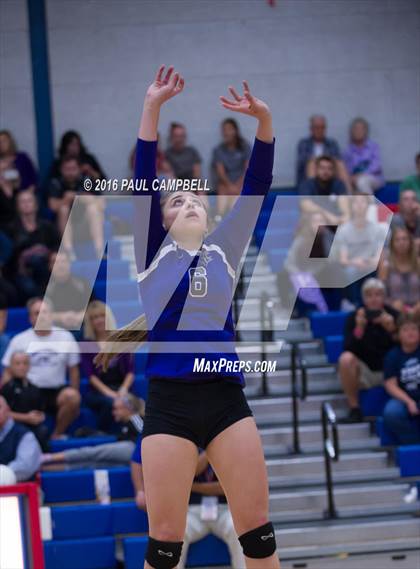 Thumbnail 1 in Fountain Hills vs Northwest Christian (AIA D3 Championship) photogallery.