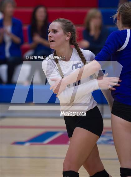 Thumbnail 1 in Fountain Hills vs Northwest Christian (AIA D3 Championship) photogallery.