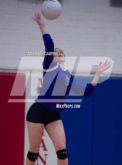 Thumbnail 1 in Fountain Hills vs Northwest Christian (AIA D3 Championship) photogallery.