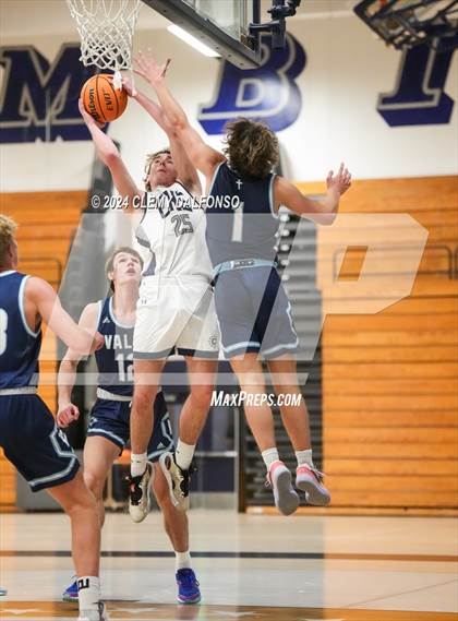 Thumbnail 2 in Valor Christian @ Columbine photogallery.