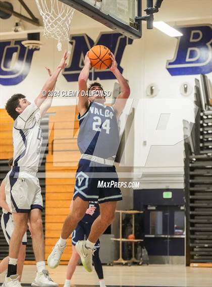 Thumbnail 2 in Valor Christian @ Columbine photogallery.