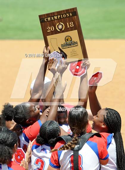 Thumbnail 1 in Archer School for Girls vs. Serra (CIF SS D7 Final) photogallery.