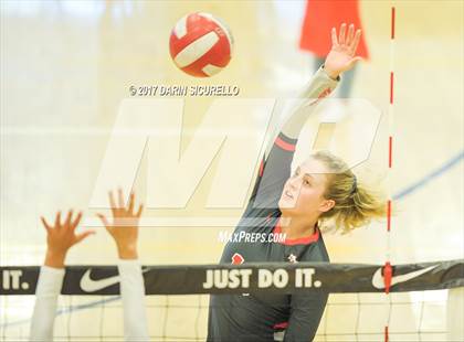 Thumbnail 2 in Walton vs. Mater Dei (Nike Tournament of Champions) photogallery.