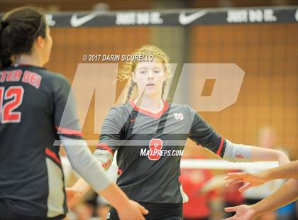 Thumbnail 1 in Walton vs. Mater Dei (Nike Tournament of Champions) photogallery.