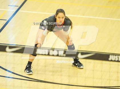Thumbnail 3 in Walton vs. Mater Dei (Nike Tournament of Champions) photogallery.