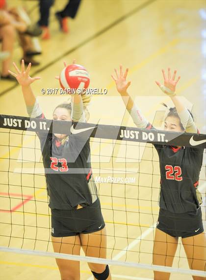 Thumbnail 1 in Walton vs. Mater Dei (Nike Tournament of Champions) photogallery.