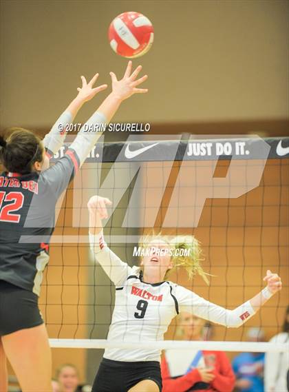 Thumbnail 2 in Walton vs. Mater Dei (Nike Tournament of Champions) photogallery.