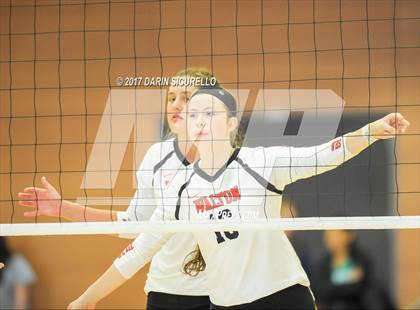 Thumbnail 2 in Walton vs. Mater Dei (Nike Tournament of Champions) photogallery.