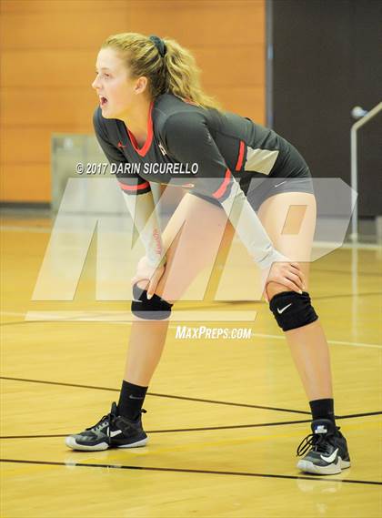 Thumbnail 3 in Walton vs. Mater Dei (Nike Tournament of Champions) photogallery.